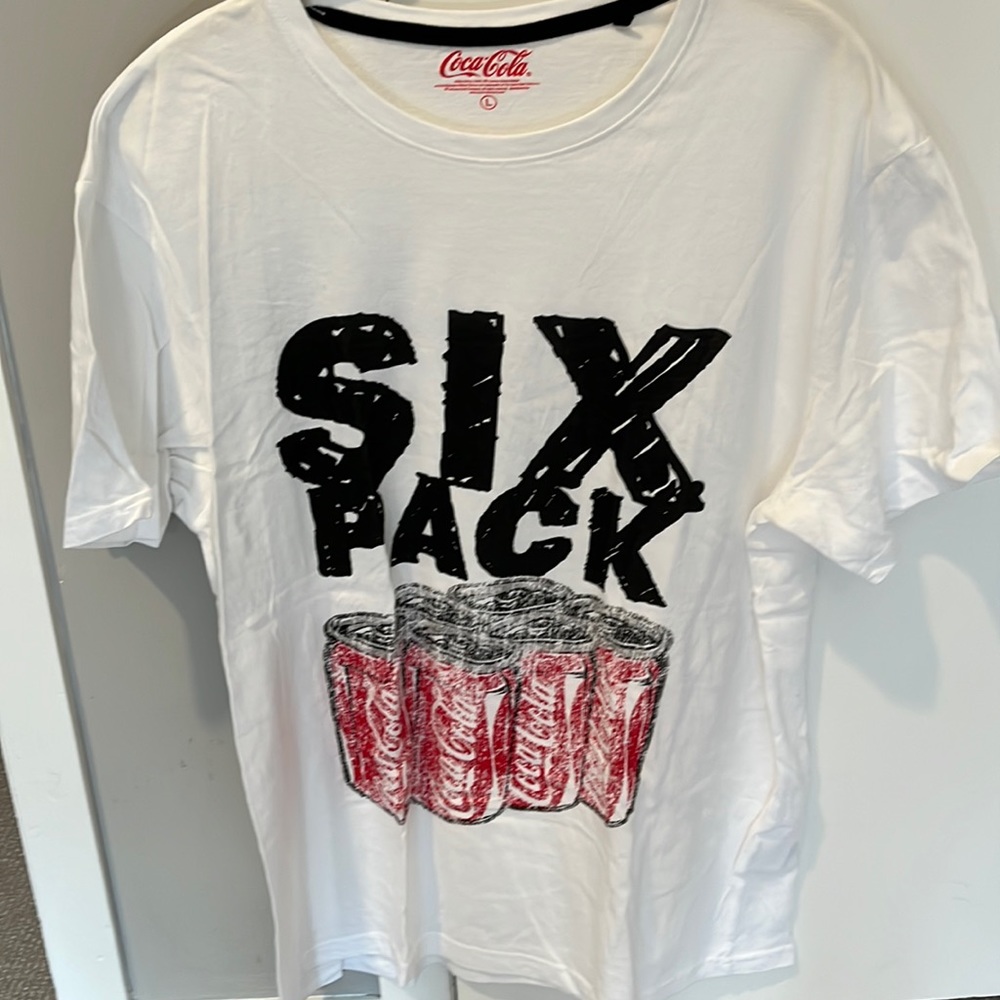 NWOT- Coca-Cola T-Shirt - Large